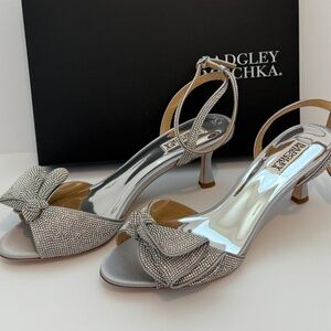 Badgley Mischka Women's Silver Remi Kitten Evening Heel Sandals, NEW pick size
